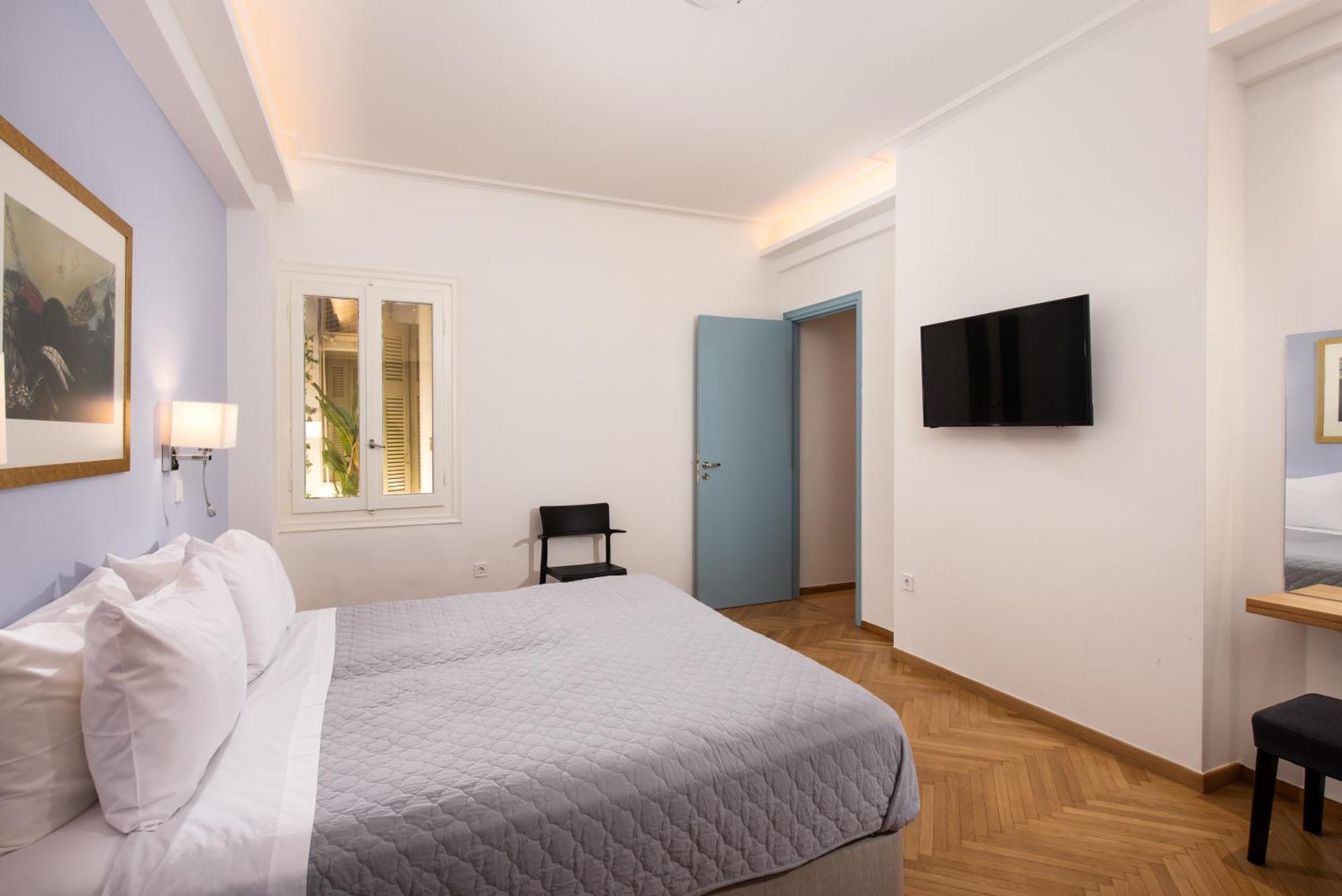 Philos At Nikis - Two Bedroom In Plaka アテネ エクステリア 写真