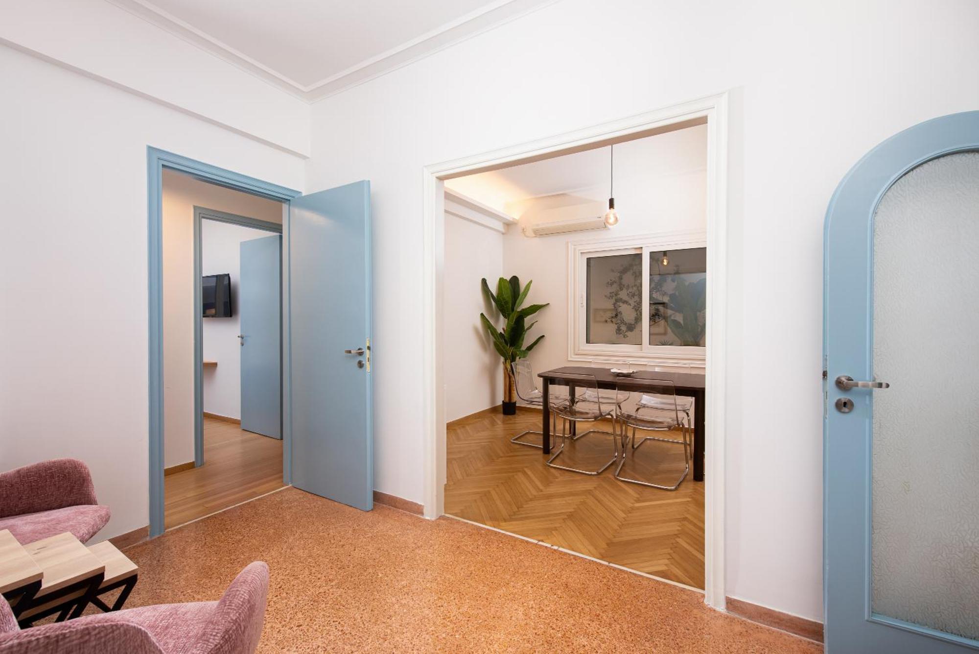 Philos At Nikis - Two Bedroom In Plaka アテネ エクステリア 写真
