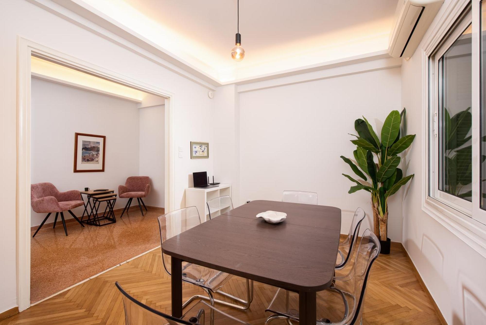 Philos At Nikis - Two Bedroom In Plaka アテネ エクステリア 写真